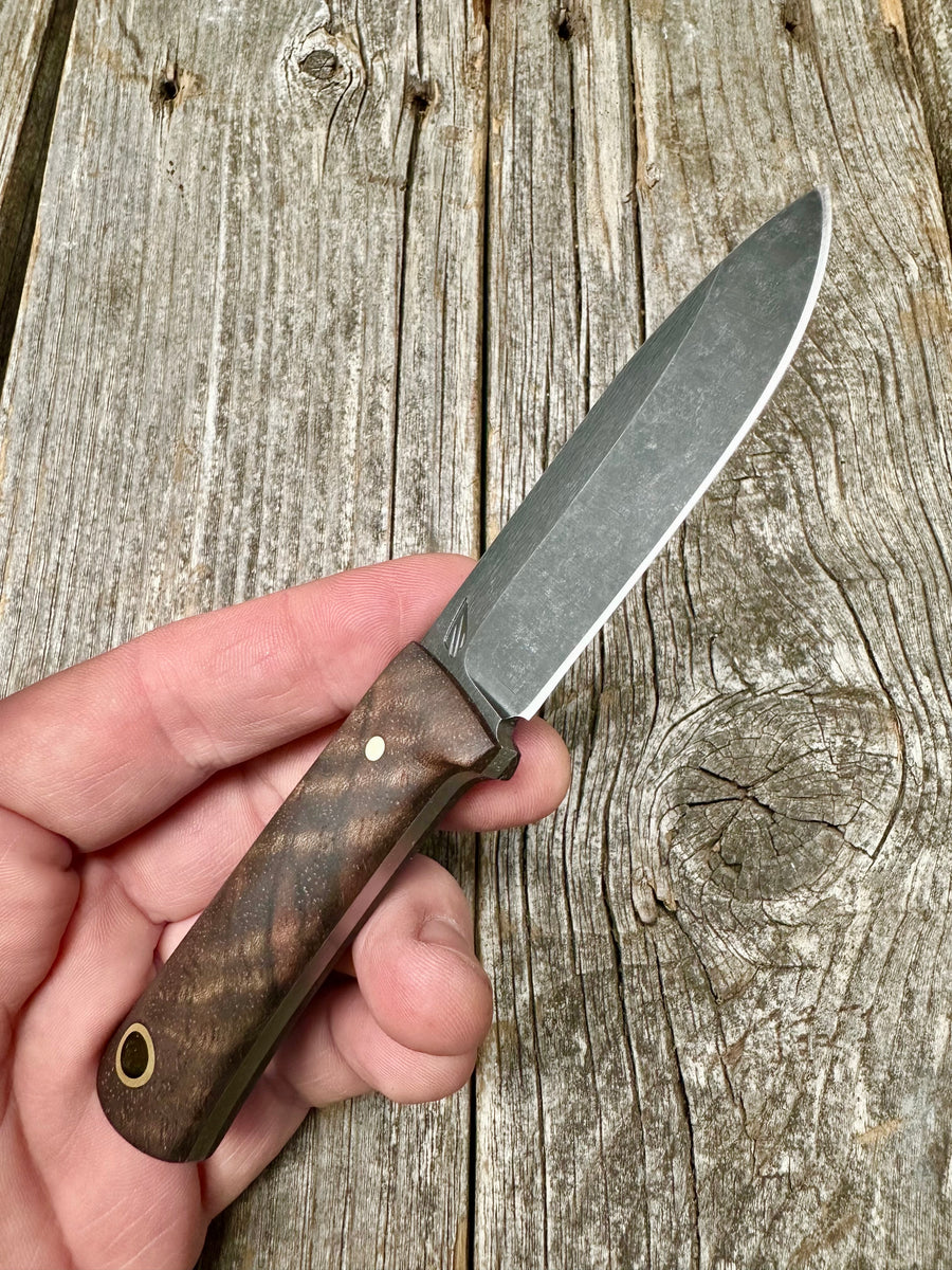 Survival Scout Knife — Feathered Walnut & Brass